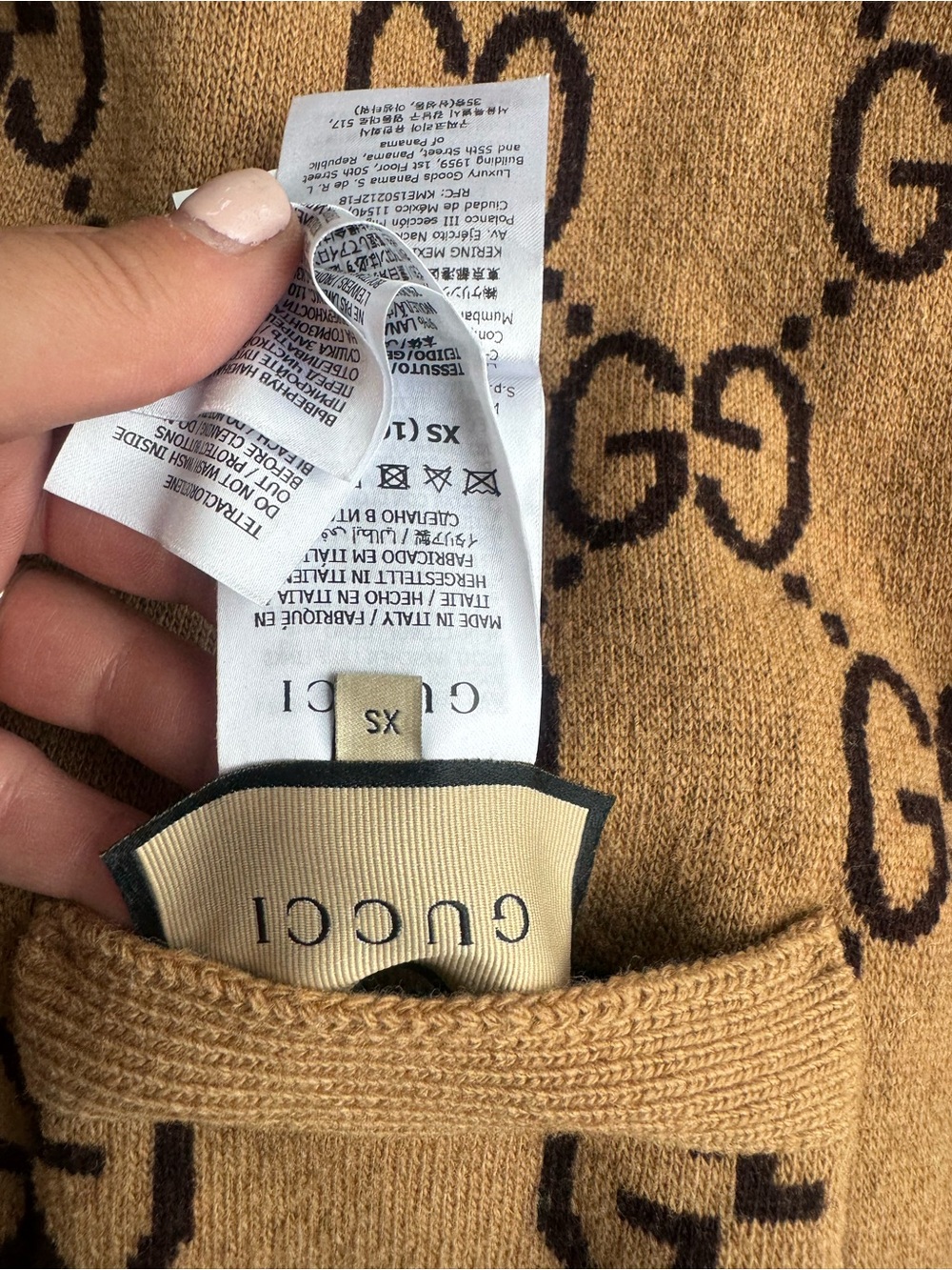 Authentic Gucci oversized reversible cardigan sweater - Picture 13 of 16